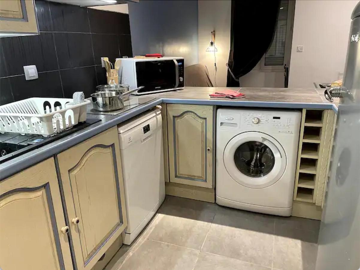 Appartement Avec Parking Gratuit Et Wifi Vierzon Luaran gambar