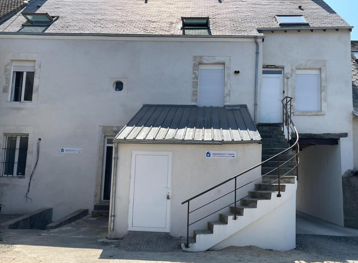 Appartement Avec Parking Gratuit Et Wifi Vierzon Luaran gambar